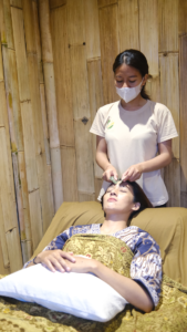 2 - GUA SHA HF (HIGH FREQUENCY FACIAL) - 900 X 1600