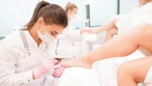 REMOVE GEL POLISH 11600X900 _0000_6c648713-0963-4c3e-baa9-c77be00505a1_0