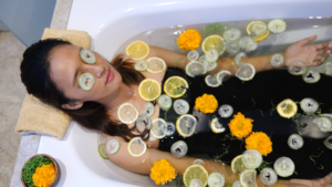 4 - COLLAGEN FRUIT BATH - 1600 x 900